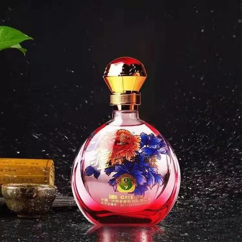 瀘州特釀批發(fā)價格一覽 瀘州特釀批發(fā)價多少