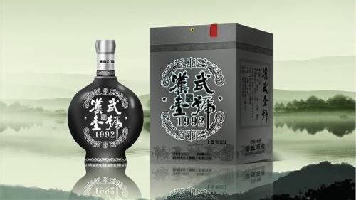 什么度數(shù)的白酒口感最好 喝酒時應(yīng)該選擇多少度的白酒