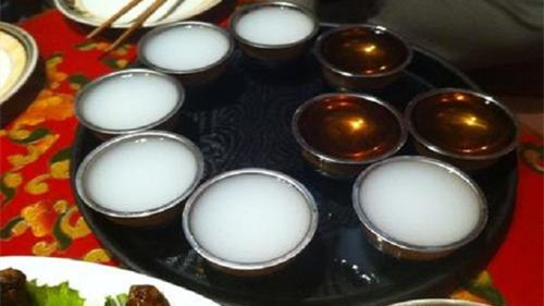 馬奶酒好喝嗎什么味道 馬奶酒的功效與作用一覽