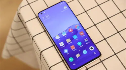 小米12手機(jī)最新官方消息 小米12系列屏下前攝設(shè)計(jì)曝光