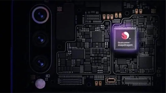 驍龍895和驍龍875區(qū)別哪個(gè)好-驍龍895和驍龍875對(duì)比