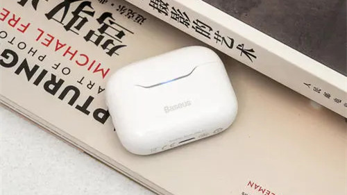 300左右的藍牙耳機哪款性價比高 300以內(nèi)的藍牙耳機推薦