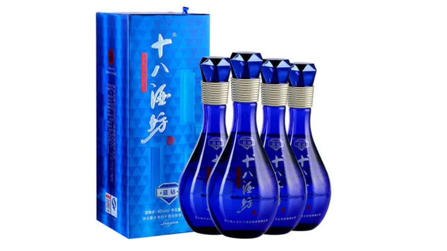 十八酒坊蓝钻有几种 十八酒坊蓝钻多少钱一瓶零售价