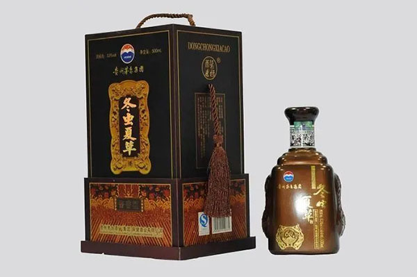 冬虫夏草酒报价42度多少钱一瓶 冬虫夏草怎么泡酒步骤