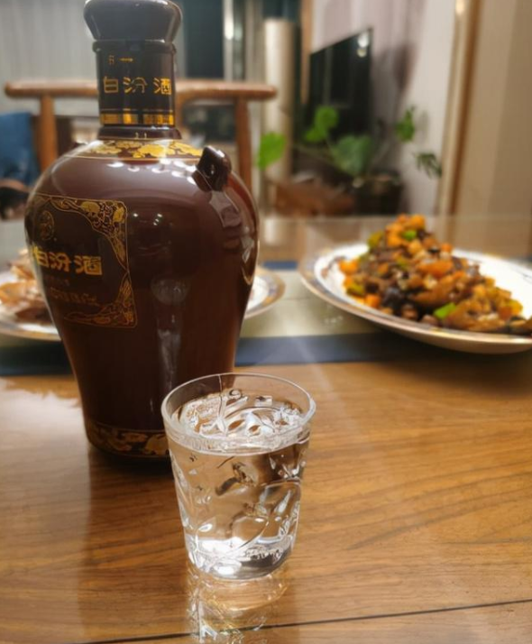 什麼酒好喝又不貴還適合送禮白酒便宜的哪種好喝