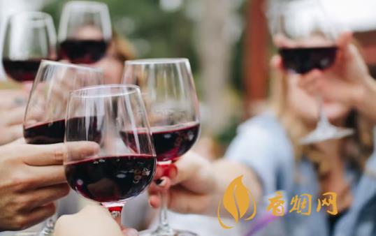 葡萄酒酿酒过程步骤简述 葡萄酒的功效与作用