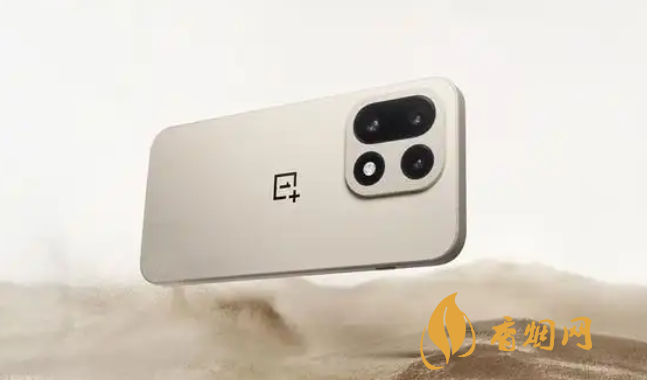 一加15全球首发超高刷屏 一加15参数详细配置