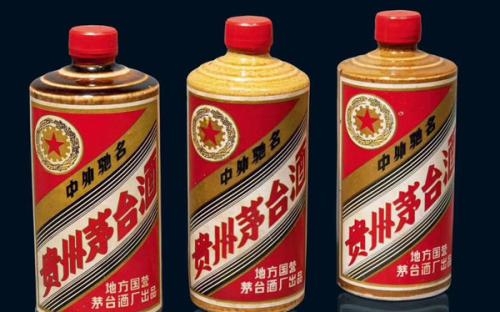 シオカワ 金門特級高粱酒 1974年 白酒 中国酒 貴州茅台酒 五粮液 五粮液 貴州茅台酒 1974年 金門特級高粱酒 シオカワ 中国酒 白酒