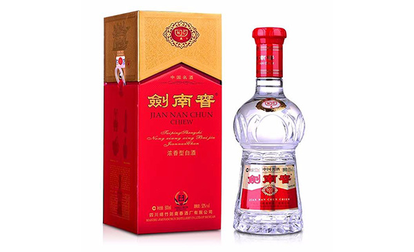 新品未開封】剣南春 680ml 沈香型白酒 新品未開封】剣南春 680ml 沈香