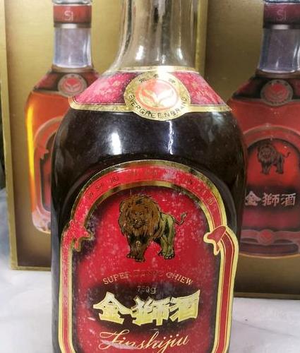 金狮献瑞酱香型白酒:颠覆你对白酒的想象
