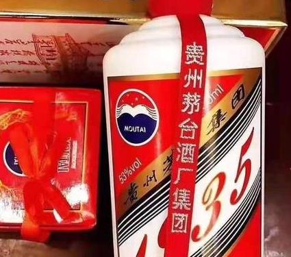 1812白酒多少钱一瓶?
