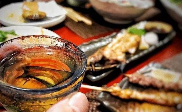 厦门吃海鲜喝啤酒还是白酒