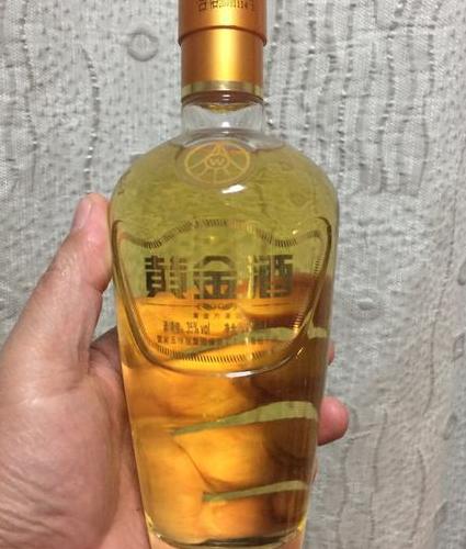 五粮液黄金龙凤酒价格:了解这款酒品的价值