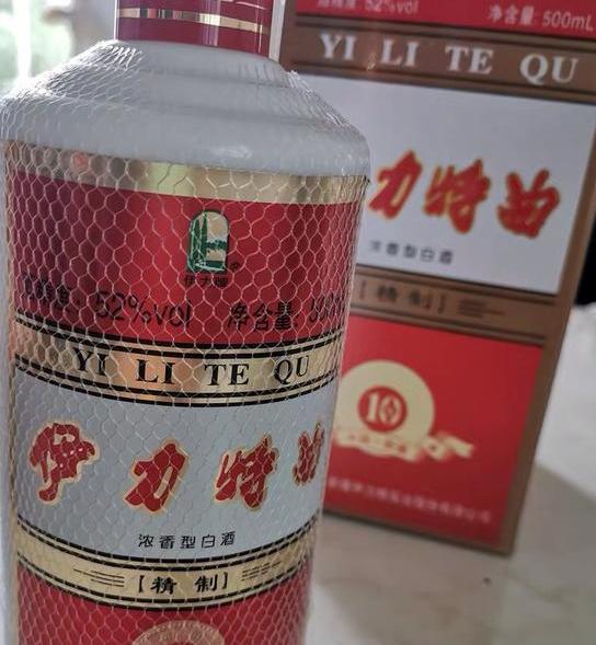 伊力特曲分别每瓶酒的价格