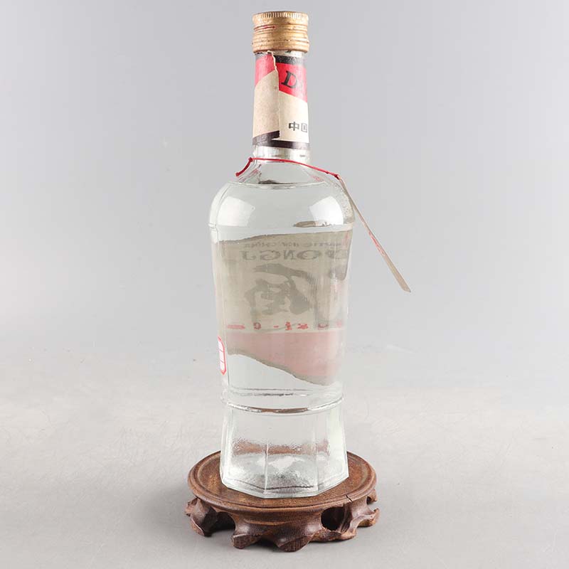 1986年董酒铝盖白董59度白酒500ml价格图表-[口感评测]真假鉴别多少钱一