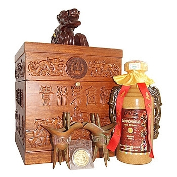 貴州茅臺(tái)集團(tuán)茅臺(tái)80年口感醬香型53度白酒500ml禮盒裝